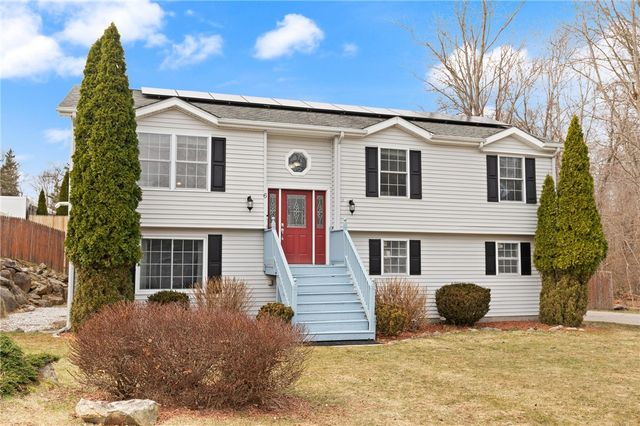 6 Timber Walk Avenue, West Warwick, RI 02893