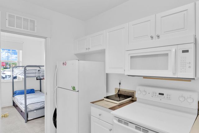 1720 NE 33 Avenue 105-5, Homestead, FL 33033