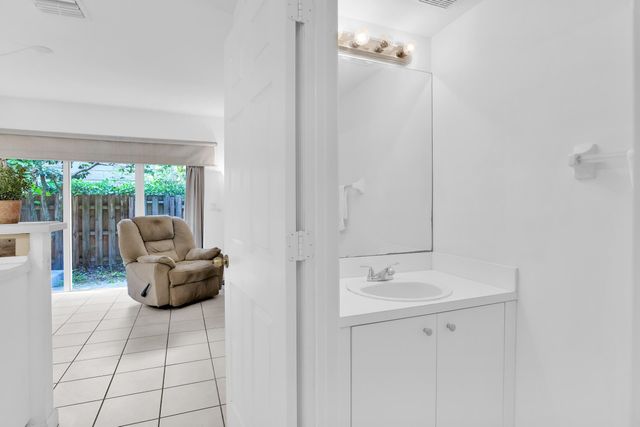 1720 NE 33 Avenue 105-5, Homestead, FL 33033