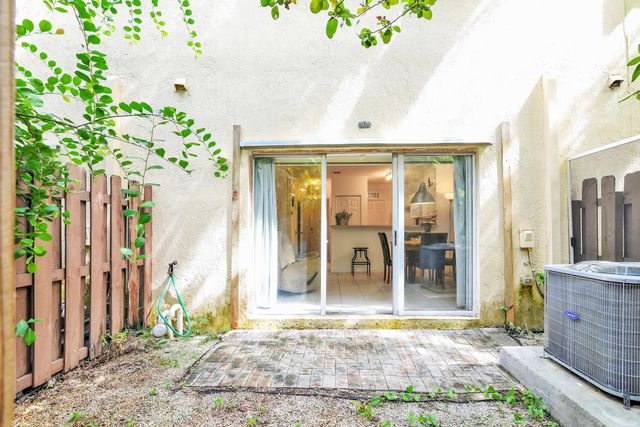 1720 NE 33 Avenue 105-5, Homestead, FL 33033