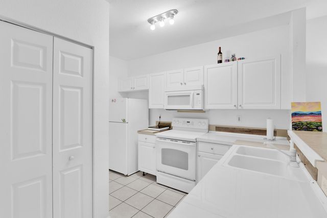 1720 NE 33 Avenue 105-5, Homestead, FL 33033