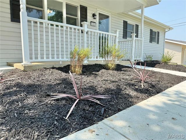 323 Linda Lane, O'fallon, MO 63366