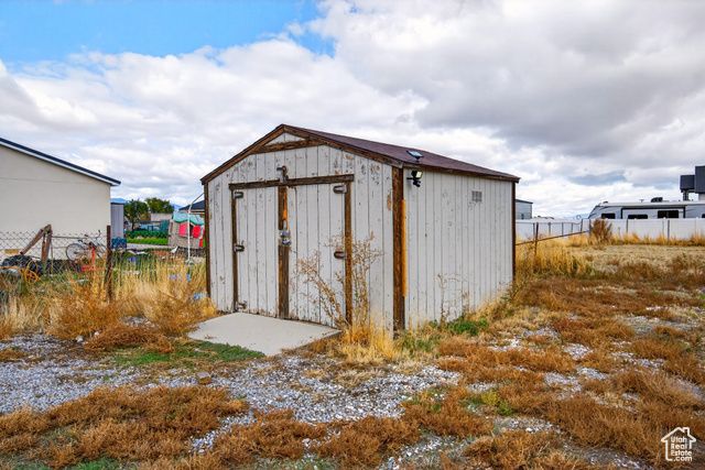 221 N CENTER ST, Goshen, UT 84633