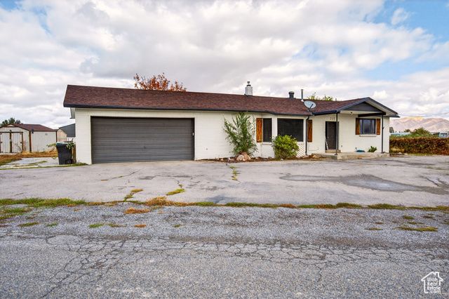 221 N CENTER ST, Goshen, UT 84633