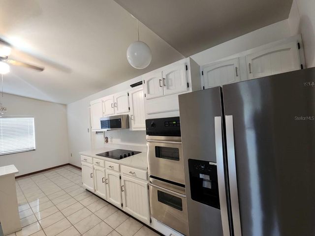 6520 LYNN ROAD, Orlando, FL 32810