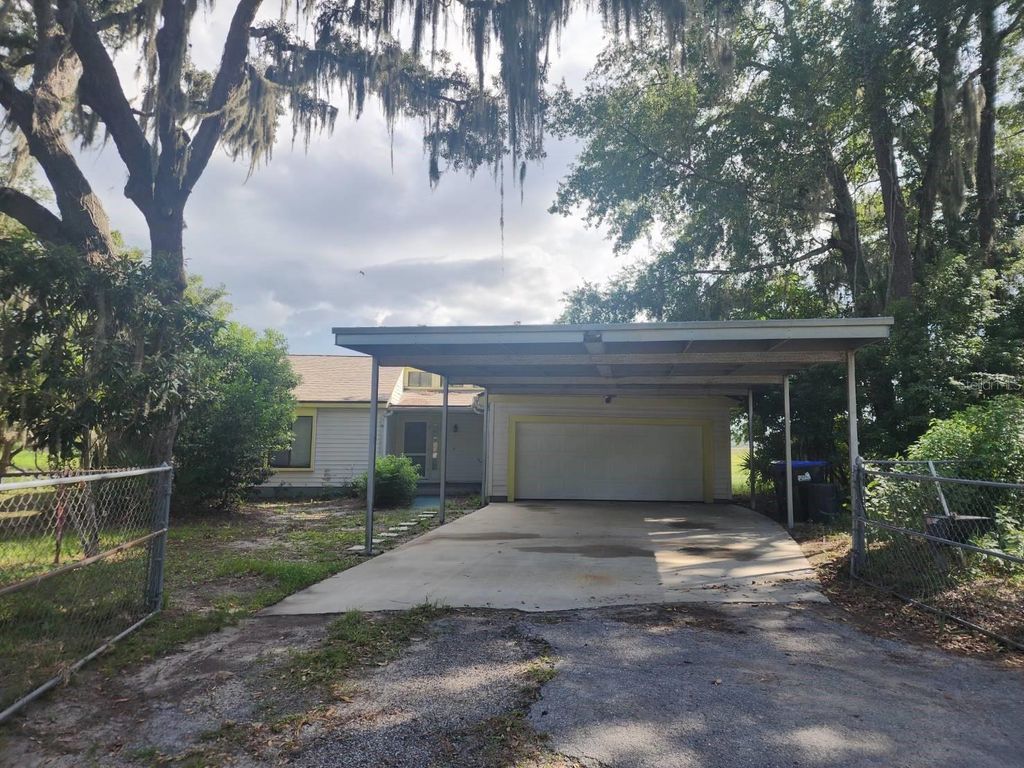 6520 LYNN ROAD, Orlando, FL 32810