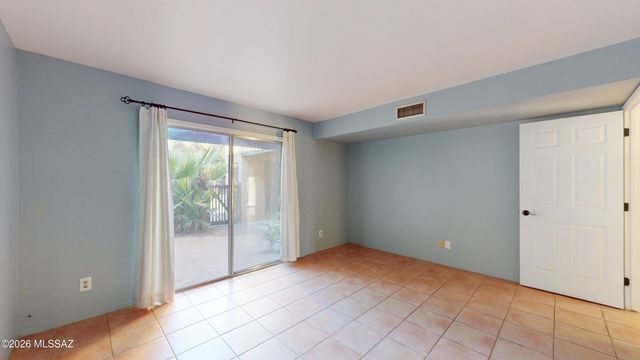 546 N Dodge Boulevard, Tucson, AZ 85716