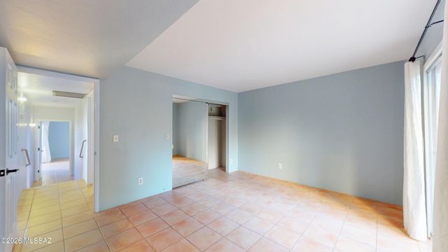 546 N Dodge Boulevard, Tucson, AZ 85716