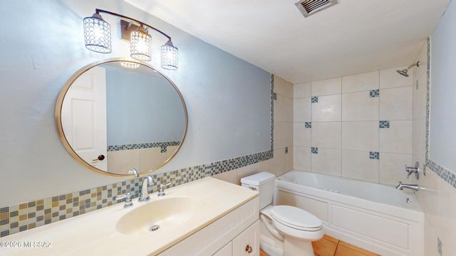 546 N Dodge Boulevard, Tucson, AZ 85716