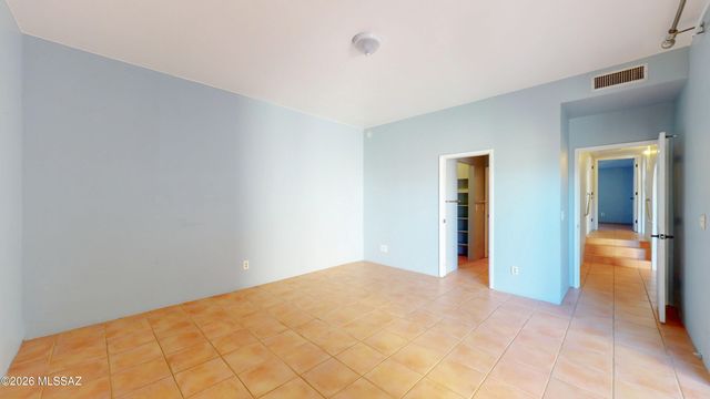546 N Dodge Boulevard, Tucson, AZ 85716