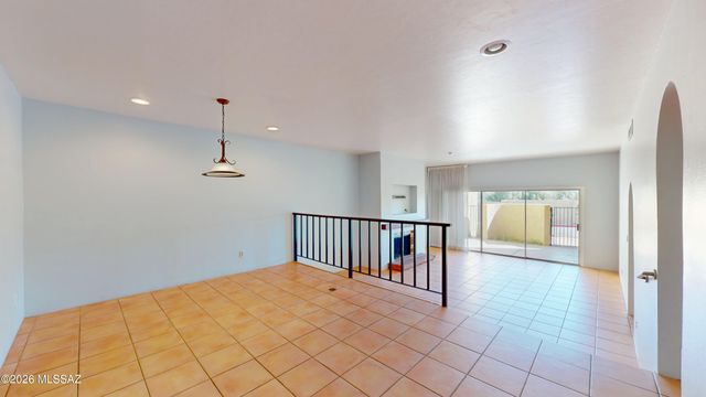 546 N Dodge Boulevard, Tucson, AZ 85716