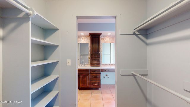 546 N Dodge Boulevard, Tucson, AZ 85716