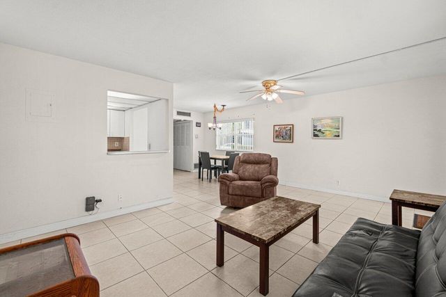 690 BRITTANY O, Delray Beach, FL 33446