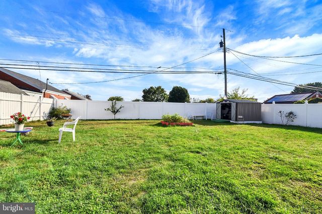 4913 COLORADO AVE, Harrisburg, PA 17109