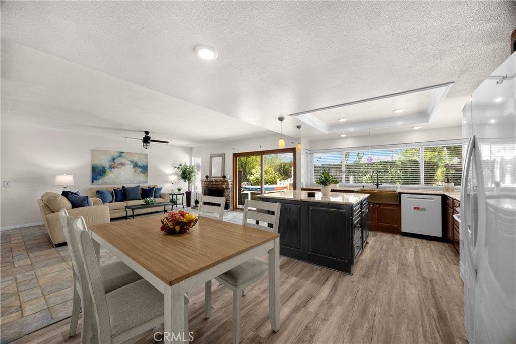 Image 11 of property listing at 7142 Calico Cir, Corona, CA 92881