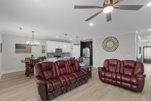 1899 Silcox Road, Ashford, AL 36312