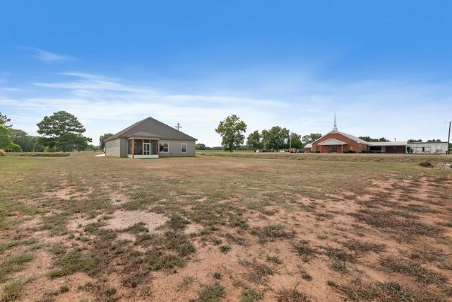 1899 Silcox Road, Ashford, AL 36312