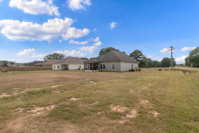 1899 Silcox Road, Ashford, AL 36312