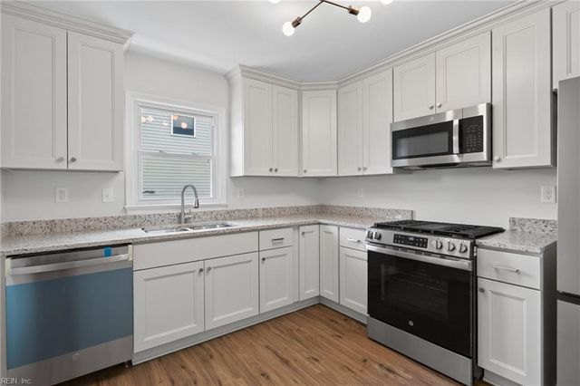 5720 Dunkin ST, Portsmouth, VA 23703