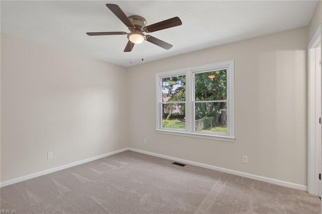 5720 Dunkin ST, Portsmouth, VA 23703