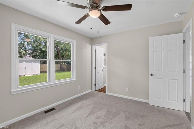 5720 Dunkin ST, Portsmouth, VA 23703