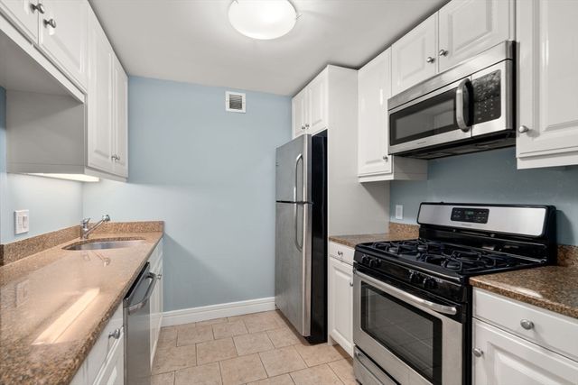 3 Avery Street 403, Boston, MA 02111