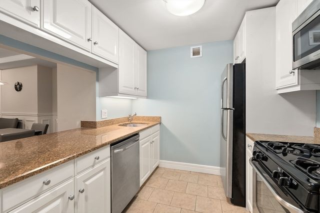 3 Avery Street 403, Boston, MA 02111