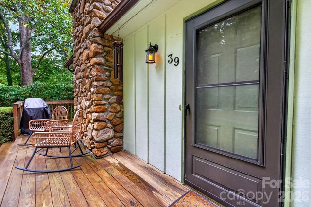 39 Spooks Branch Extension, Asheville, NC 28804