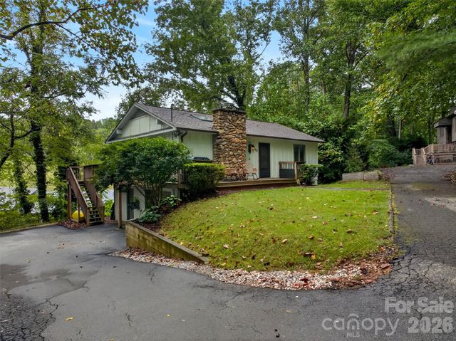 39 Spooks Branch Extension, Asheville, NC 28804
