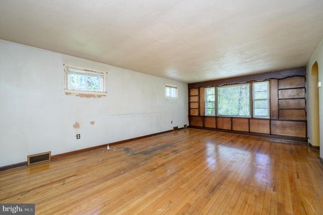 784 YARDVILLE HAMILTON SQUARE RD, Hamilton, NJ 08691