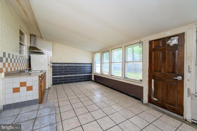 784 YARDVILLE HAMILTON SQUARE RD, Hamilton, NJ 08691