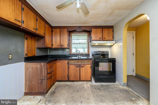 784 YARDVILLE HAMILTON SQUARE RD, Hamilton, NJ 08691