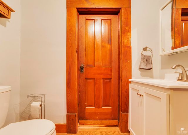 613 Poplar Street, Wamego, KS 66547