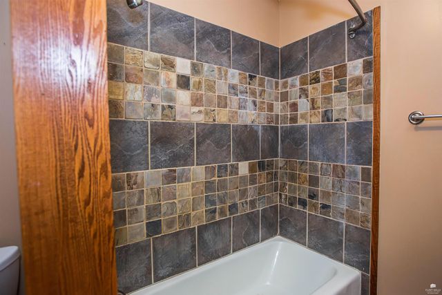 613 Poplar Street, Wamego, KS 66547