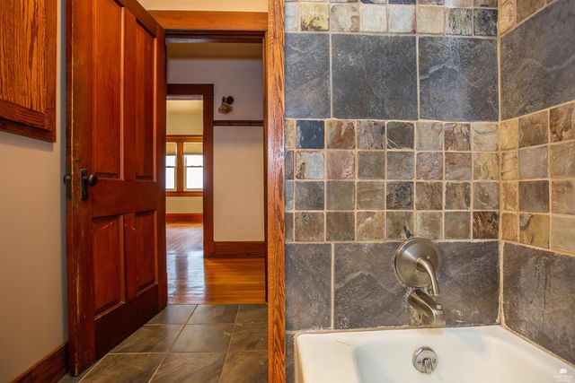 613 Poplar Street, Wamego, KS 66547