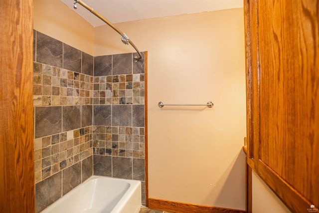 613 Poplar Street, Wamego, KS 66547