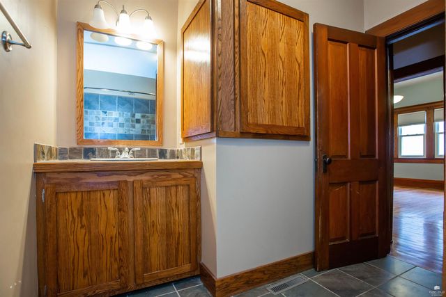 613 Poplar Street, Wamego, KS 66547