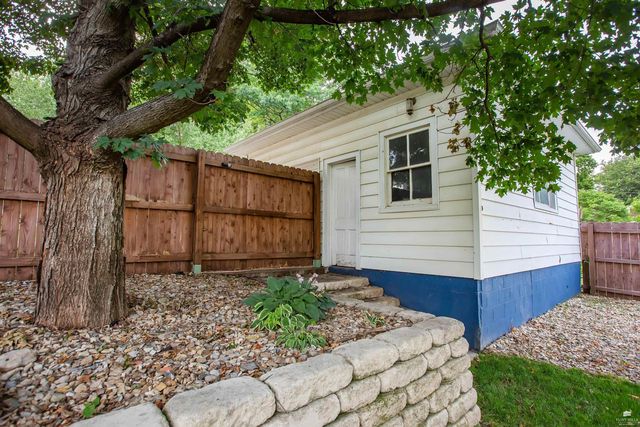 613 Poplar Street, Wamego, KS 66547