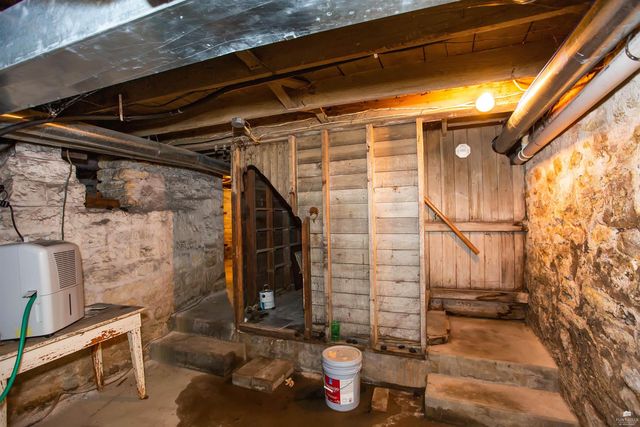 613 Poplar Street, Wamego, KS 66547