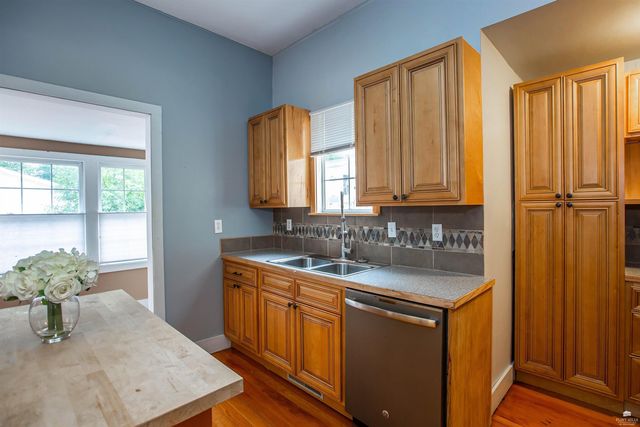 613 Poplar Street, Wamego, KS 66547