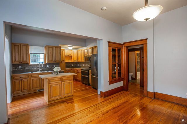 613 Poplar Street, Wamego, KS 66547