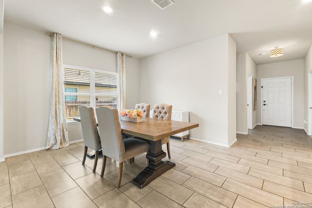 217 Stag Way, Cibolo, TX 78108