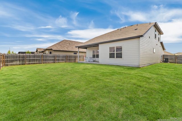 217 Stag Way, Cibolo, TX 78108