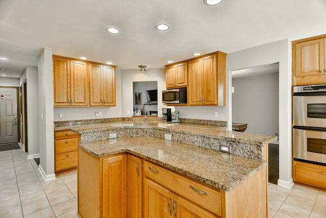 6517 Smallridge Road, Rockford, IL 61108