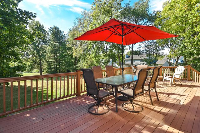 6517 Smallridge Road, Rockford, IL 61108