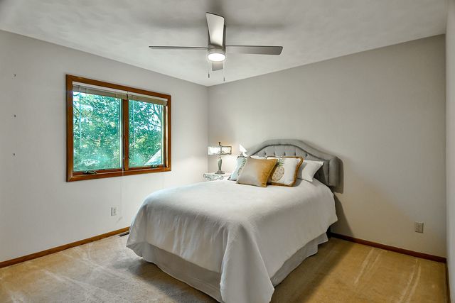 6517 Smallridge Road, Rockford, IL 61108