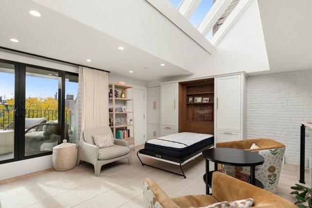 51 Rutland Square PH, Boston, MA 02118