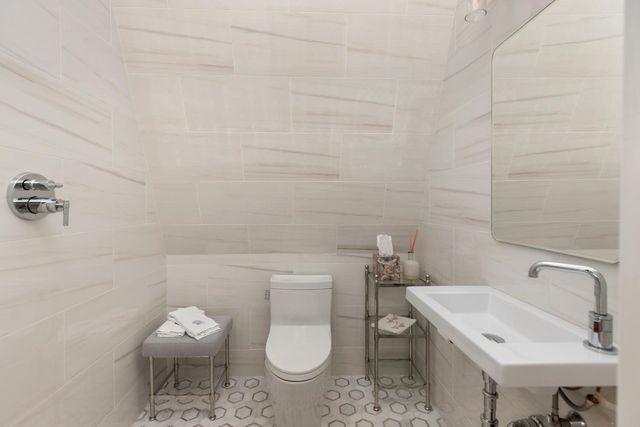 51 Rutland Square PH, Boston, MA 02118