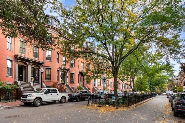 51 Rutland Square PH, Boston, MA 02118