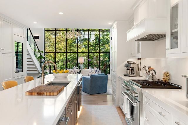 51 Rutland Square PH, Boston, MA 02118